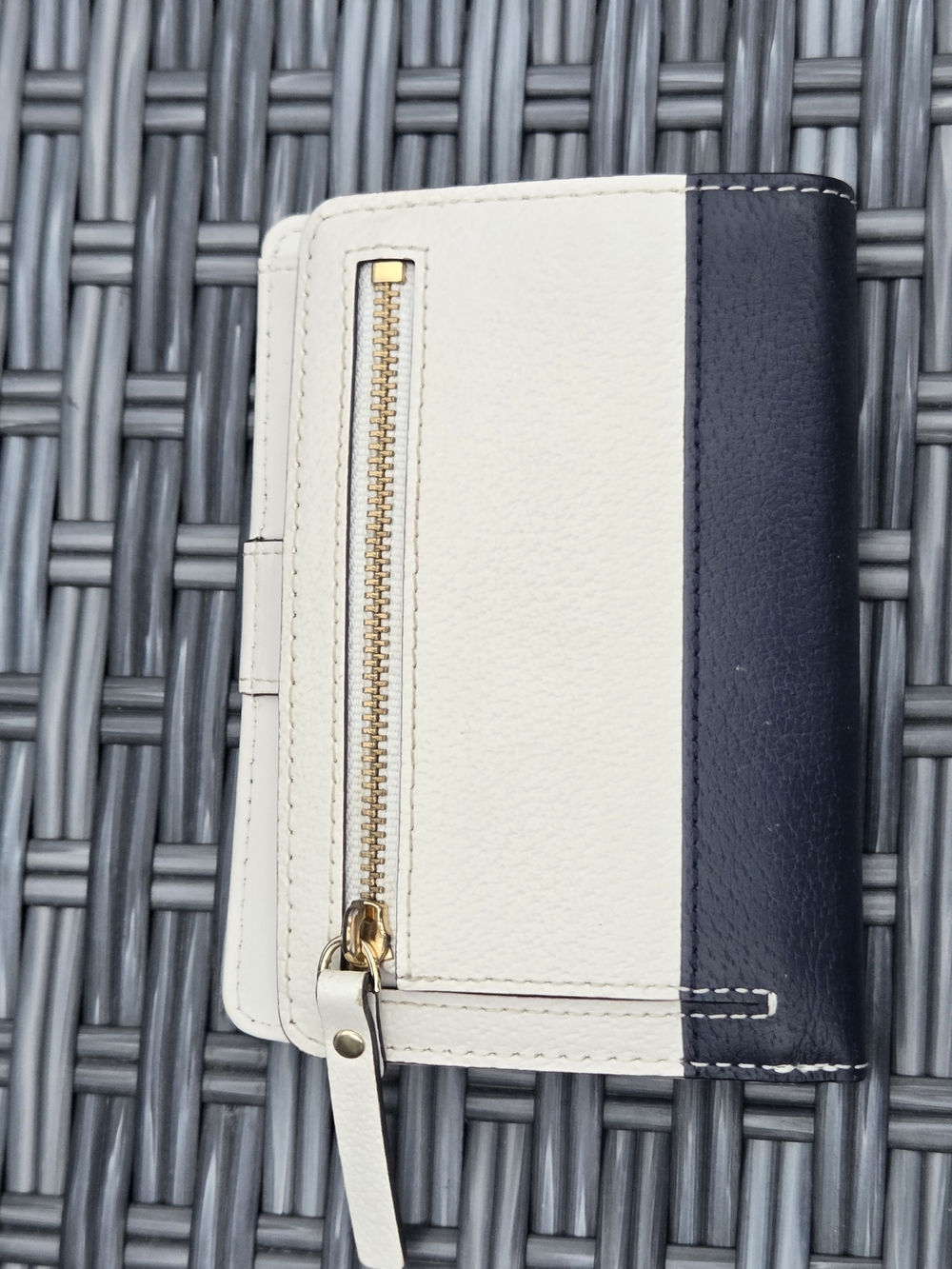 Kate Spade New York Grove Street Tellie Embossed Leather Wallet Black/Cement 067 - Picture 8 of 11